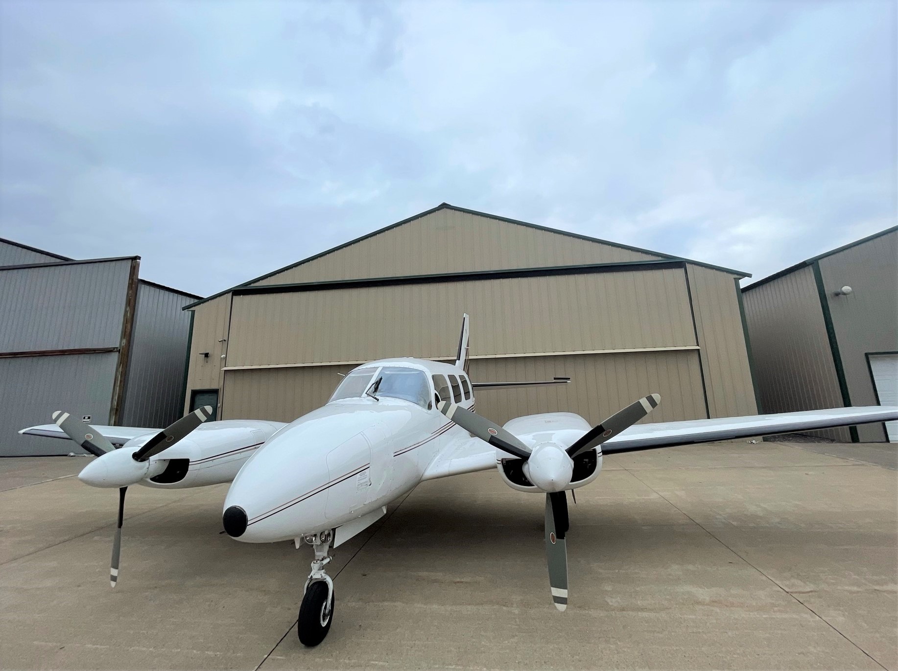 VH-WHE, Piper PA-31-310 Navajo, Private, Stirling Day